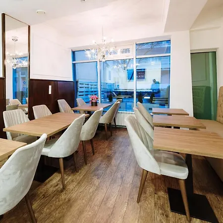 Boutique Nea Hotel 3*