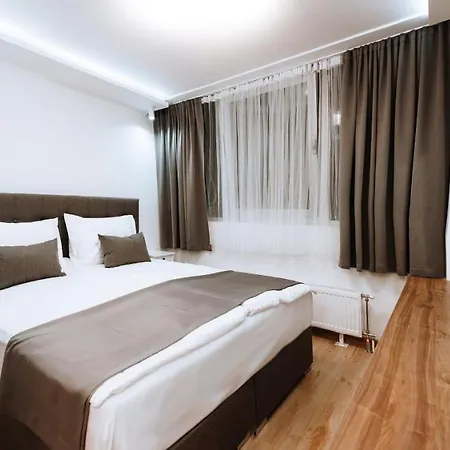 Boutique Nea 酒店 3*