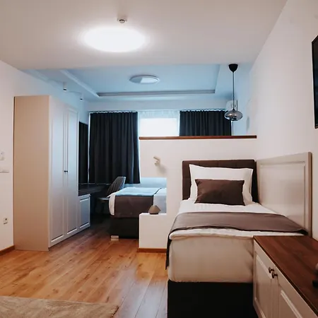 Boutique Nea Hotel 3*