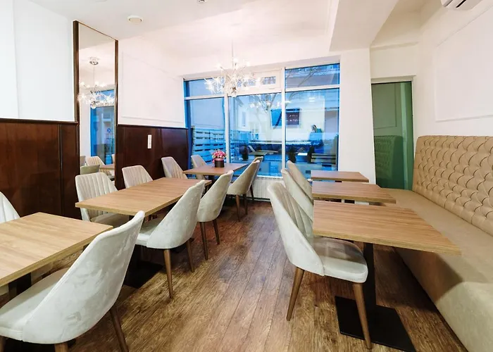 Boutique Nea Hotel 3*