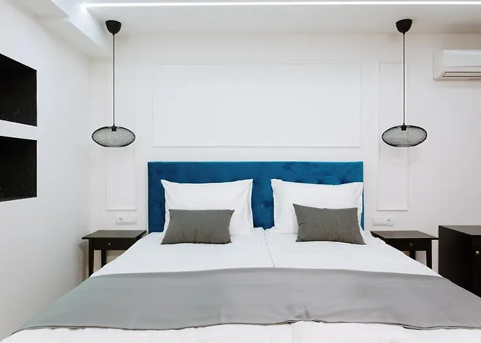 Boutique Nea Hotel 3*